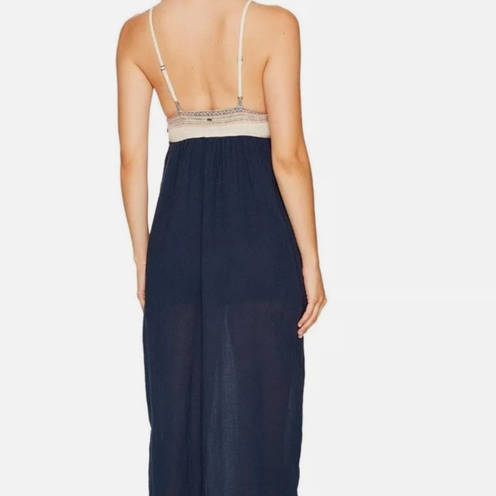 RIPCURL Maxi Dress - Picture 2 of 6